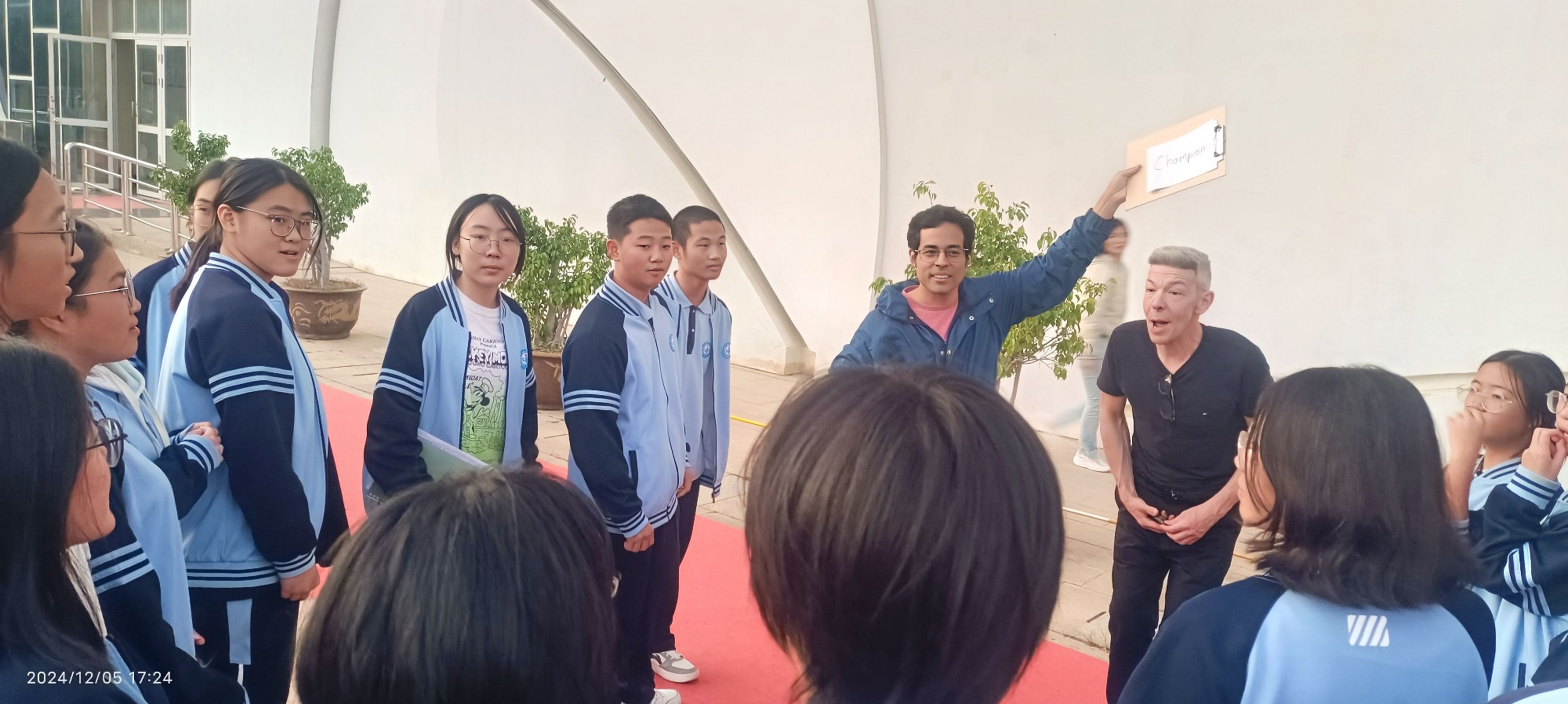 图2.jpg